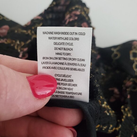 Tamara H. Womens Black Gold Status Chain Pink Bow Blouse Size XL Tie Neck Whimsy - Picture 8 of 12